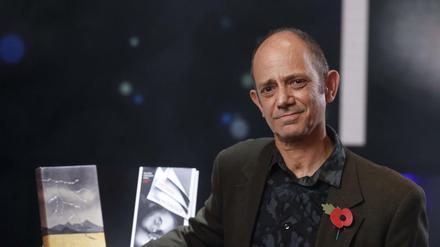 Booker-Prize-Sieger Damon Galgut. Er erhält den Preis für seinen Roman "The Promise" 