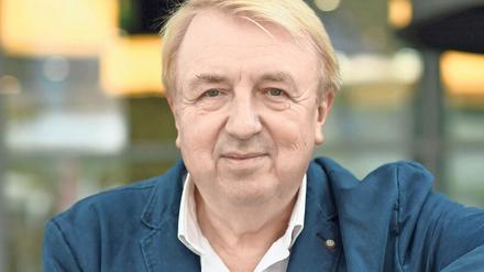 Mit Stift und Papier. Hanns-Josef Ortheil ist einer der produktivsten Schriftsteller des Landes.