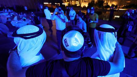 Verbrüderung zum jüdischen Lichterfest Hanukkah in Dubai im vergangenen Dezember, nach den Friedensabkommen Israels mit den Emiraten.