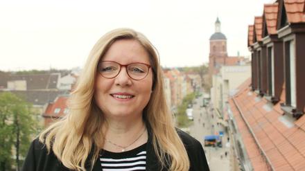 Grüße vom Rathaus-Balkon! Carola Brückner ist neue Bürgermeisterin in Spandau.