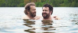 Walfische im Heiligen See. Planschen in Potsdam mit Christian Ulmen. Eine kuriose Szene, die nach Oliver Polak das Konzept „White Privilege“ infrage stellt. 