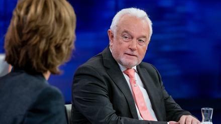 Wolfgang Kubicki, Vize-Vorsitzender der FDP, zeigt sich wie bei "Maybrit Illner" gerne mit jugendlich rosafarbener Krawatte.
