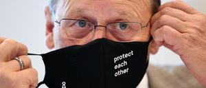 Der Ministerpräsident von Thüringen, Bodo Ramelow (Linke), äußert sich zur Corona-Lage.