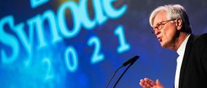 Heinrich Bedford-Strohm, Vorsitzender des Rates der Evangelischen Kirche in Deutschland, spricht während der EKD-Synode 2021. Auf der mehrtägigen Synode, zu der die meisten Kirchenparlamentarier wegen der Corona-Lage online zugeschaltet werden, soll ein neuer Ratsvorsitz der EKD gewählt werden. 