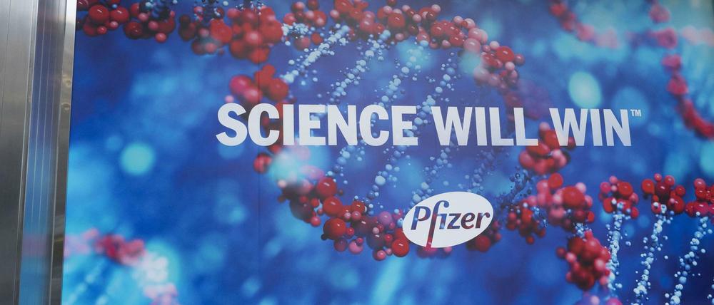 Werbung an der Pfizer-Konzernzentrale in New York.