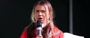 Greta Thunberg, Klimaaktivistin aus Schweden, spricht während einer Demonstration am Rande des UN-Klimagipfels COP26 in Glasgow. 