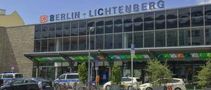 Der Vorplatz vom S-Bahnhof Lichtenberg. 