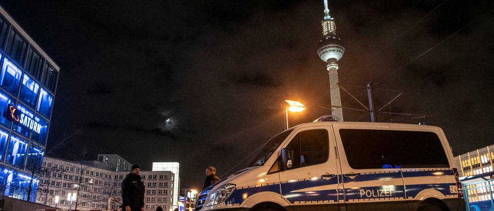 Bereits im vergangenen Jahr herrschte am Alexanderplatz Feuerwerksverbot.