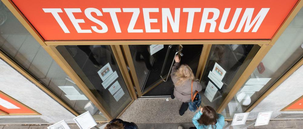 Auch mit einem Test kommen Ungeimpfte in vielen Bundesländern nicht mehr in Restaurants.