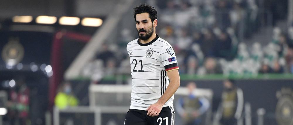 Nationalspieler Ilkay Gündogan rechnet damit, dass sein DFB-Kollege Joshua Kimmich die Zweifel an einer Corona-Impfung überwindet.