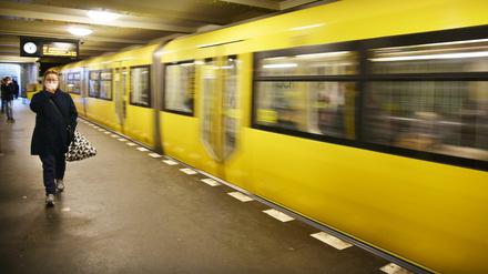 Die Maske allein reicht bald nicht mehr, um in der U-Bahn mitzufahren. Demnächst gilt: geimpft, getestet, genesen.