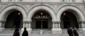 Das umstrittene Trump-Hotel in Washington könnte schon bald neu verpachtet werden.