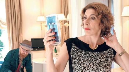 Bin ich noch jung und schön? Stella (Adele Neuhauser) muss sich unangenehmen Wahrheiten stellen. 