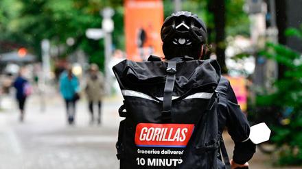 Ein Fahrradkurier des Lieferdienstes.