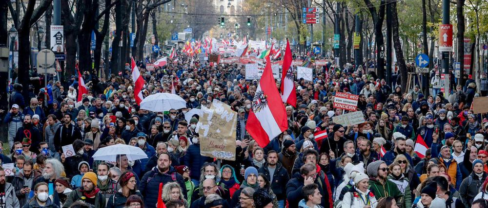 Demonstration gegen die Coronavirus-Beschränkungen in Wien.