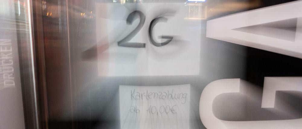Zutritt nur für Geimpfte und Genesene. Doch einige sind zwar genesen, gelten aber nicht als Genesene.