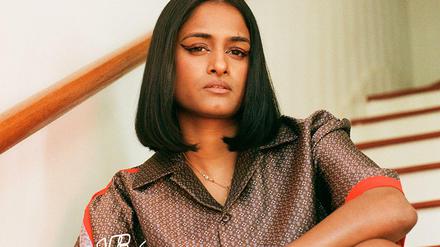 Die Schweizer Musikerin Priya Ragu.