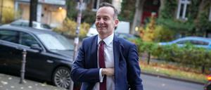 Kommt lieber mit der U-Bahn: Volker Wissing, designierter Verkehrsminister, lässt den Fahrdienst auch mal stehen. 