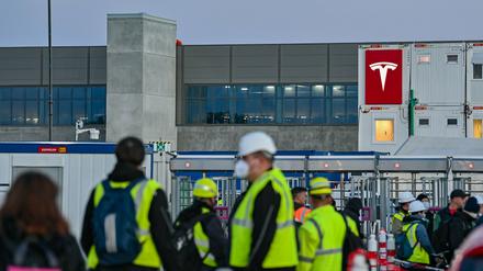 Die Produktion in dem Teslawerk in Grünheide soll noch in diesem Jahr starten.