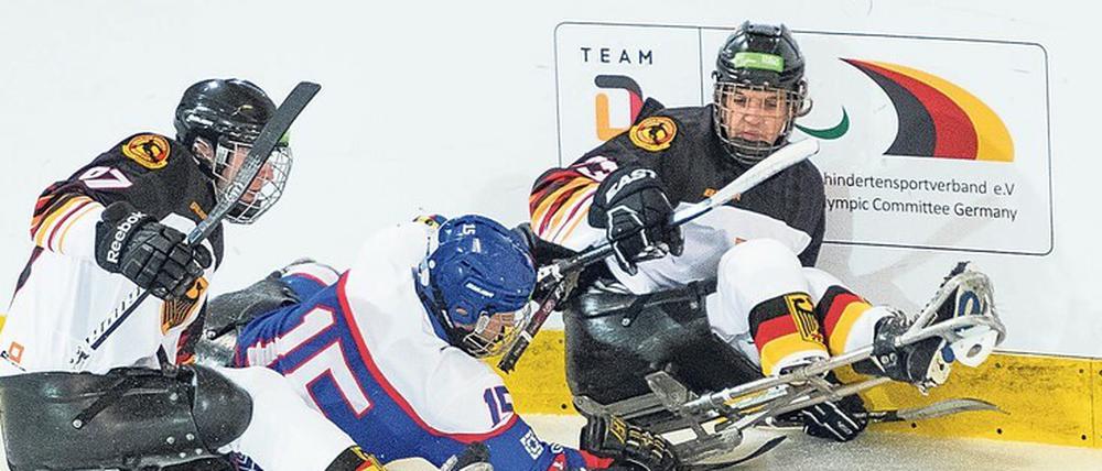 Gut in Form. Die deutschen Para-Eishockeyspieler schafften bei der B-WM vor knapp zwei Monaten den Aufstieg in die A-Gruppe. Nun soll es auch mit der Paralympics-Teilnahme klappen. Es wäre die erste seit 2006.