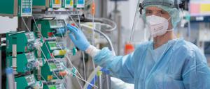 230 Euro mehr im Monat gibt es ab Januar für Intensivpfleger. 