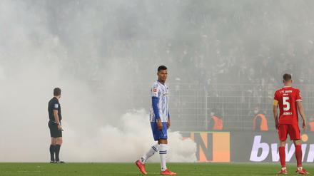 Im Nebel. Von Herthas Offensive mit Davie Selke war im Derby wenig zu sehen.