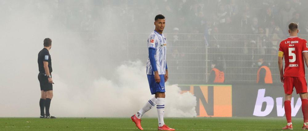 Im Nebel. Von Herthas Offensive mit Davie Selke war im Derby wenig zu sehen.