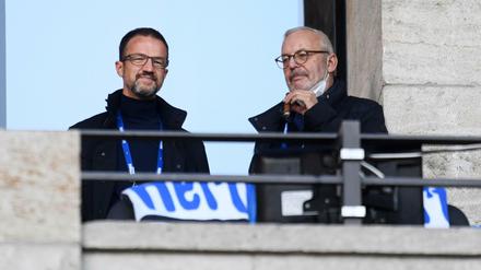 Werner Gegenbauer, rechts (mit Fredi Bobic), hat sich in einem Podcast sehr klar und kritisch über die Zusammenarbeit mit Investor Lars Windhorst geäußert.