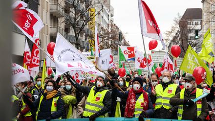 In den vergangenen Tagen hatten Beschäftigte im öffentlichen Dienst gestreikt.