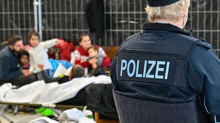 In Brandenburg füllen sich die Aufnahmeeinrichtungen mit Menschen, die aus Irak, Syrien und Afghanistan.