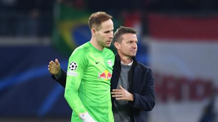 Torhüter Peter Gulacsi und Trainer Jesse Marsch fehlen am Mittwoch in Brügge.