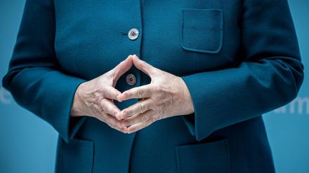 Angela Merkels berühmte Raute (Archivbild)