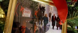 Kaum zu erkennen, aber Teil des Weihnachtsschmucks im Weißen Haus: Ex-Präsident Donald Trump.