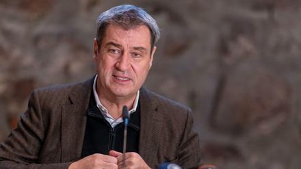 Bayerns Ministerpräsident Markus Söder (CSU) will im Fußball Geisterspiele durchsetzen.