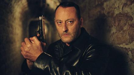 Kommissar Niemans, gespielt von Jean Reno, in der Literaturverfilmung "Die purpurnen Flüsse 2", 2004.