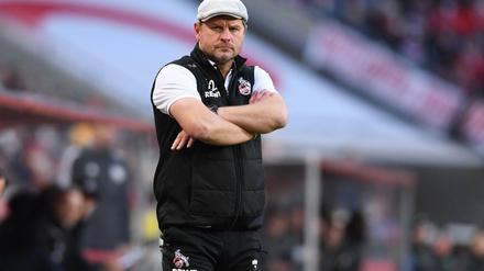 Trainer Steffen Baumgart hat auf die Kritik am 1. FC Köln und der Stadt Köln reagiert.