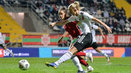 Lea Schüller traf auch in Faro wieder für Deutschland.