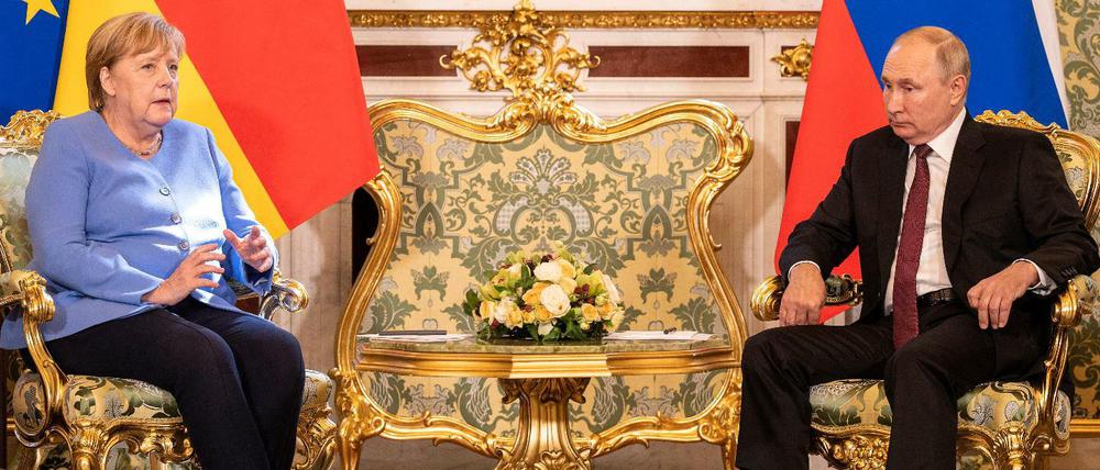 Angela Merkel erreichte Wladimir Putins Ohr. Mit ihren Nachfolgern in der Ampel hofft der Kremlchef leichteres Spiel zu haben.