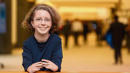 Katrin Langensiepen ist die erste weibliche Europaabgeordnete mit sichtbarer Behinderung.