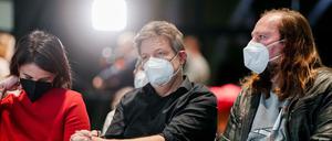 Die Grünen-Chefs Robert Habeck und Annalena Baerbock wollten Fraktionschef Anton Hofreiter nicht im Kabinett.