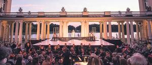 Wenn’s nur wieder so würde. Konzert im Schlosshof von Rheinsberg.