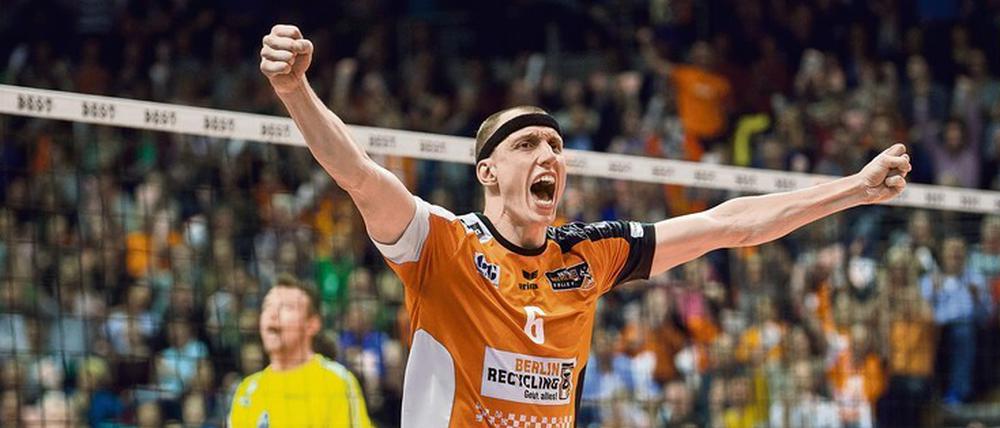 Felix Fischer wechselte 2003 zum SSC Berlin und blieb – abgesehen von einem Jahr Paris – dem Verein bis zu seinem Karriereende 2017 treu. 