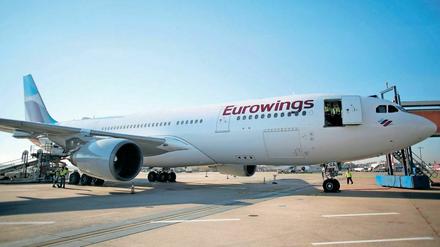 Am Boden. Auch die Lufthansa-Tochter Eurowings musste während des Lockdowns im vergangenen Jahr den Flugbetrieb zeitweise einstellen. Foto: Oliver Berg/dpa