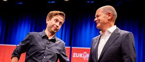 Waren lange Gegenspieler, künftig soll Kevin Kühnert die Wiederwahlkampagne von Olaf Scholz organisieren.