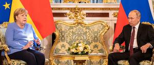 Angela Merkel und Wladimir Putin begegneten sich zuletzt im August 2021.