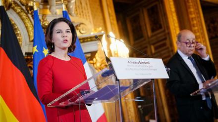 Annalena Baerbock bei ihrem ersten Auslandsauftritt als Außenministerin.