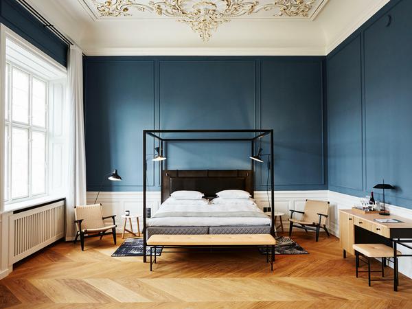 Eine Suite im Nobis: beruhigende Farben, schlichtes Design.