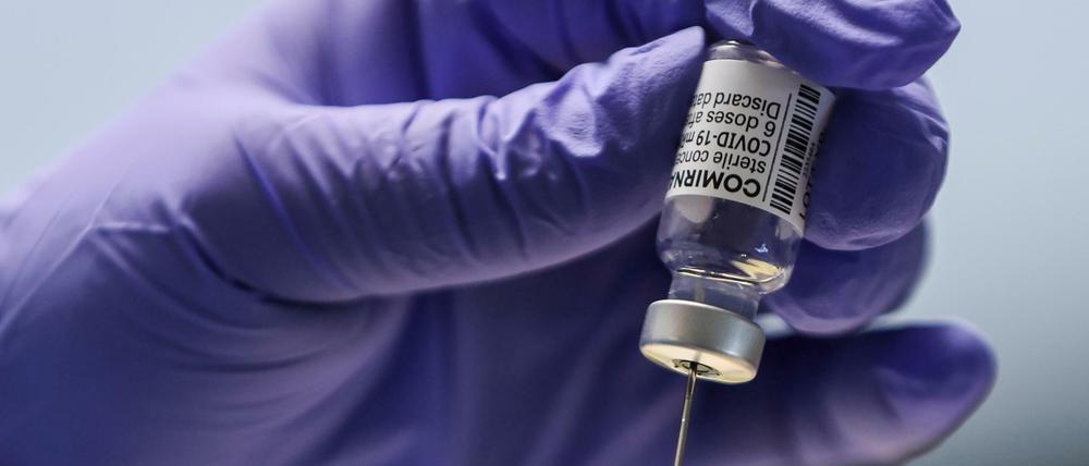 Booster-Impfschutz durchbrochen. In Südafrika wurden sieben Deutsche positiv getestet.