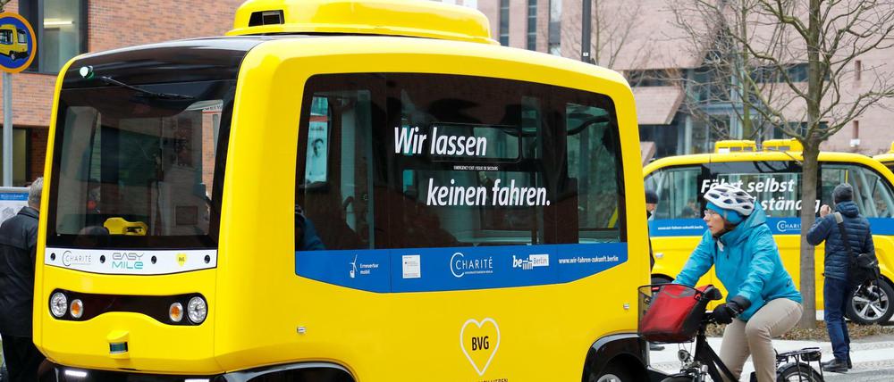 Die BVG ist an mehreren Orten in der Stadt mit automatisierten Shuttelbussen unterwegs.