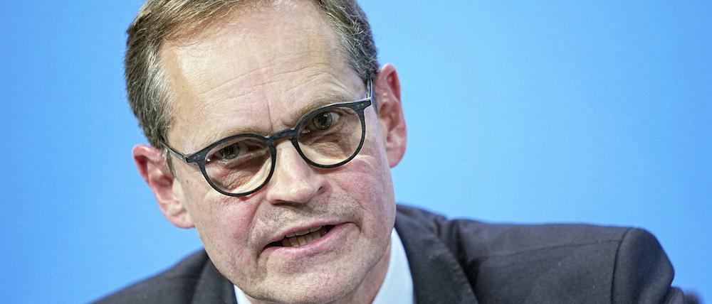 Berlins Regierender Bürgermeister Michael Müller (SPD) am Donnerstagabend nach der Ministerpräsidentenkonferenz.